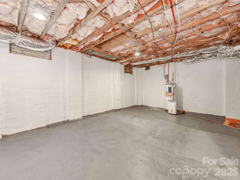 2907 Park Road, Charlotte, NC 28209.  MLS# CAR4390579, YatesRealty ID 30860. 
