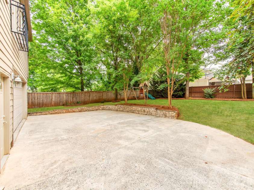 2907 Park Road, Charlotte, NC 28209.  MLS# CAR4390579, YatesRealty ID 30860. 