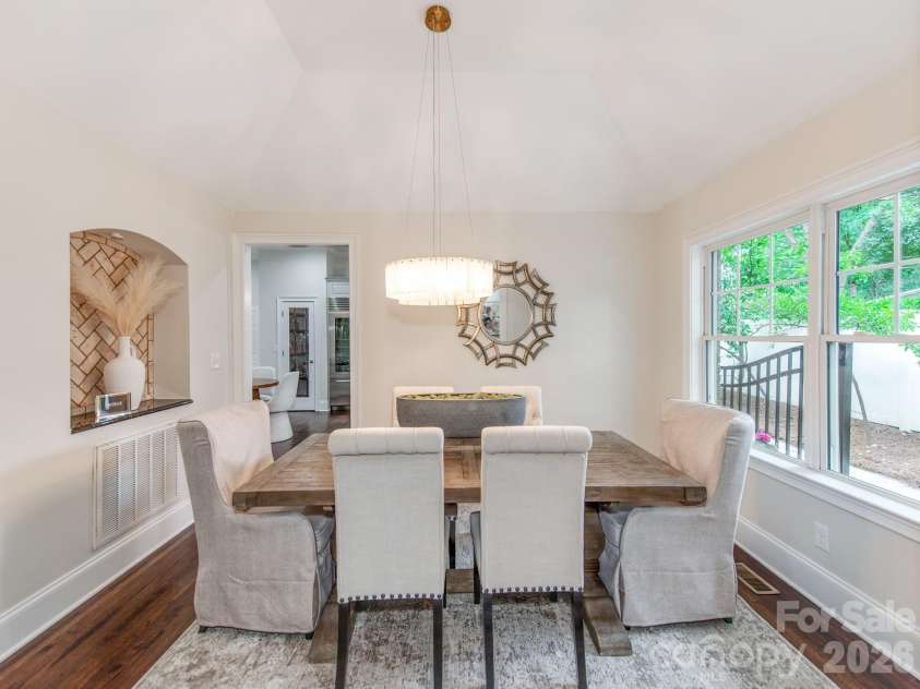 2907 Park Road, Charlotte, NC 28209.  MLS# CAR4390579, YatesRealty ID 30860. Dining Room