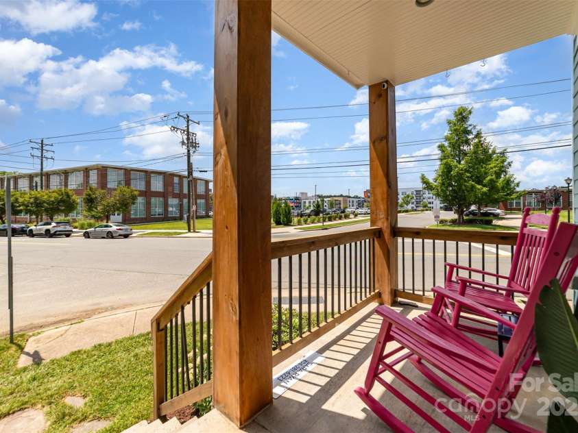 501 Mercury Street, Charlotte, NC 28205.  MLS# CAR4271317, YatesRealty ID 30863. 