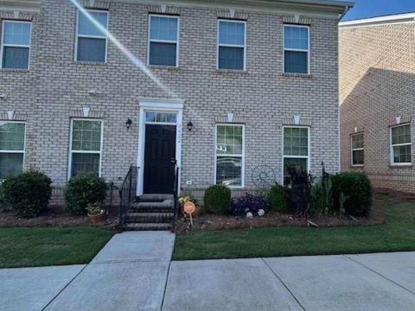 6622 Brighton Park Drive, Mint Hill, NC 28227.  MLS# CAR4389051, YatesRealty ID 30864. Front of home