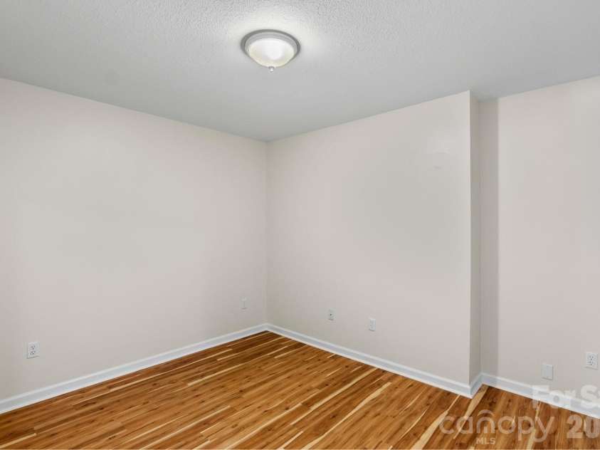 308 Wiltshire Circle, Fletcher, NC 28732.  MLS# CAR4389332, YatesRealty ID 30869. Office / bonus room.