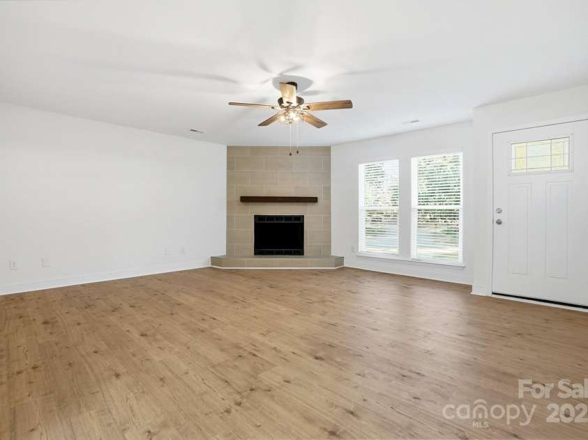 10200 Atchinson Drive, Mint Hill, NC 28227.  MLS# CAR4316126, YatesRealty ID 3087. 