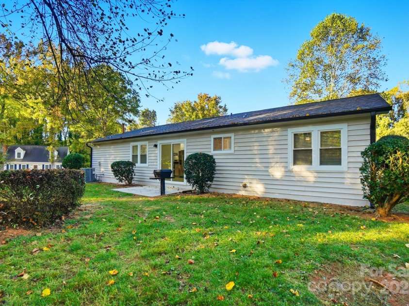 10200 Atchinson Drive, Mint Hill, NC 28227.  MLS# CAR4316126, YatesRealty ID 3087. 