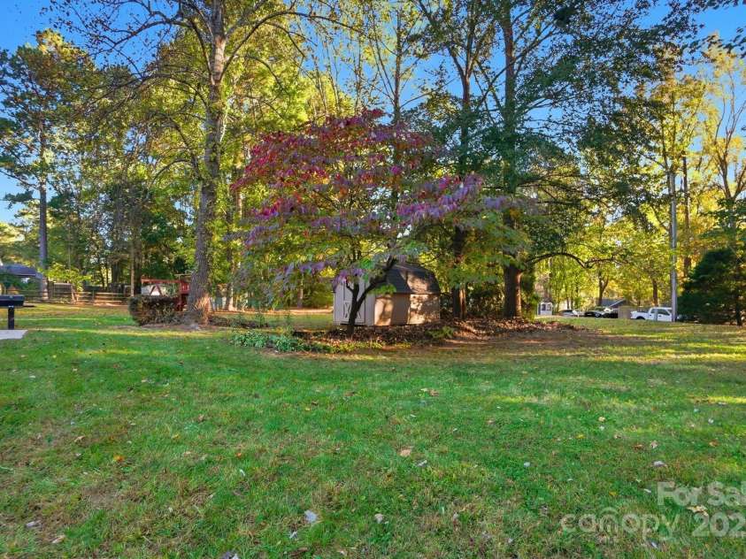 10200 Atchinson Drive, Mint Hill, NC 28227.  MLS# CAR4316126, YatesRealty ID 3087. 