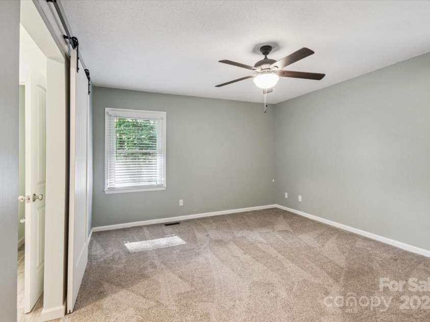 104 Britton Avenue, Hendersonville, NC 28791.  MLS# CAR4273610, YatesRealty ID 3087. 