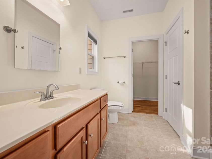 240 Persimmon Hill Drive, Columbus, NC 28722.  MLS# CAR4232321, YatesRealty ID 3087. 