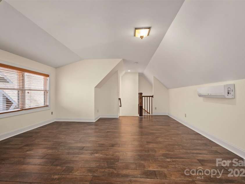 240 Persimmon Hill Drive, Columbus, NC 28722.  MLS# CAR4232321, YatesRealty ID 3087. 