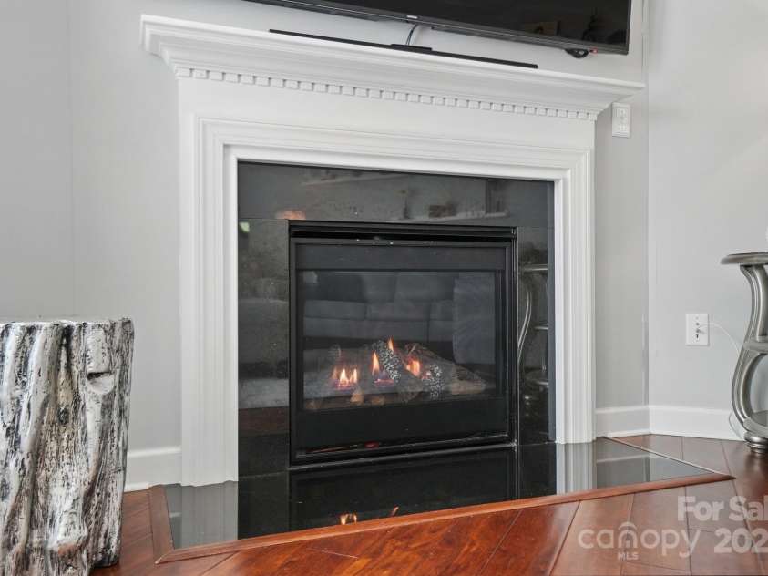 16831 Alydar Commons Lane, Charlotte, NC 28278.  MLS# CAR4256339, YatesRealty ID 30870. 