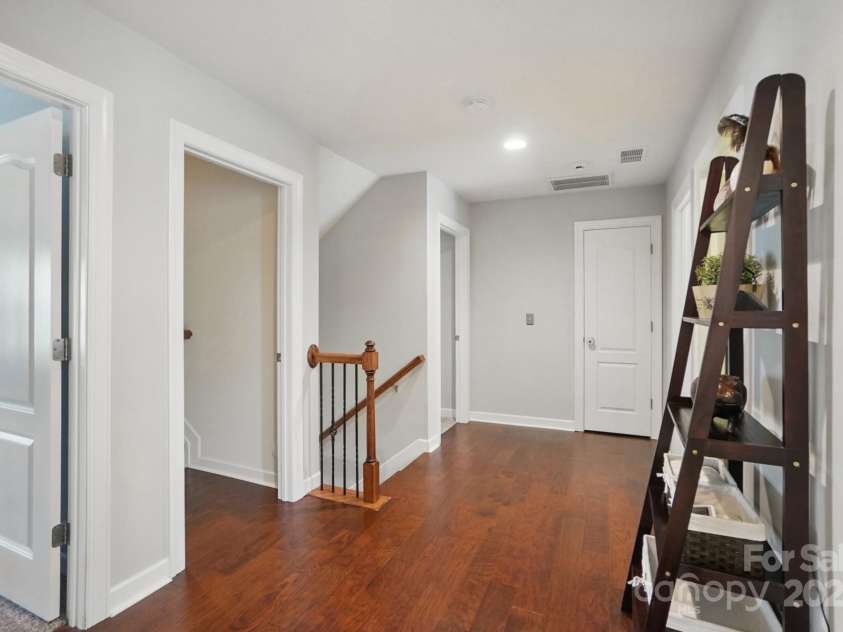 16831 Alydar Commons Lane, Charlotte, NC 28278.  MLS# CAR4256339, YatesRealty ID 30870. 