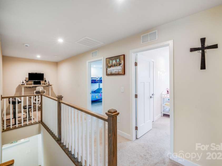 10412 Dalton Woods Court, Huntersville, NC 28078.  MLS# CAR4274231, YatesRealty ID 30871. 