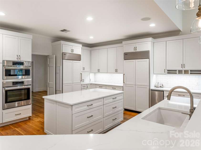 307 Braeside Court, Asheville, NC 28803.  MLS# CAR4379518, YatesRealty ID 30872. 