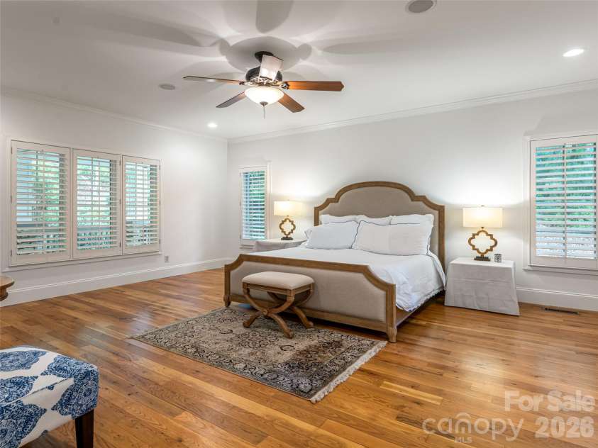 307 Braeside Court, Asheville, NC 28803.  MLS# CAR4379518, YatesRealty ID 30872. 