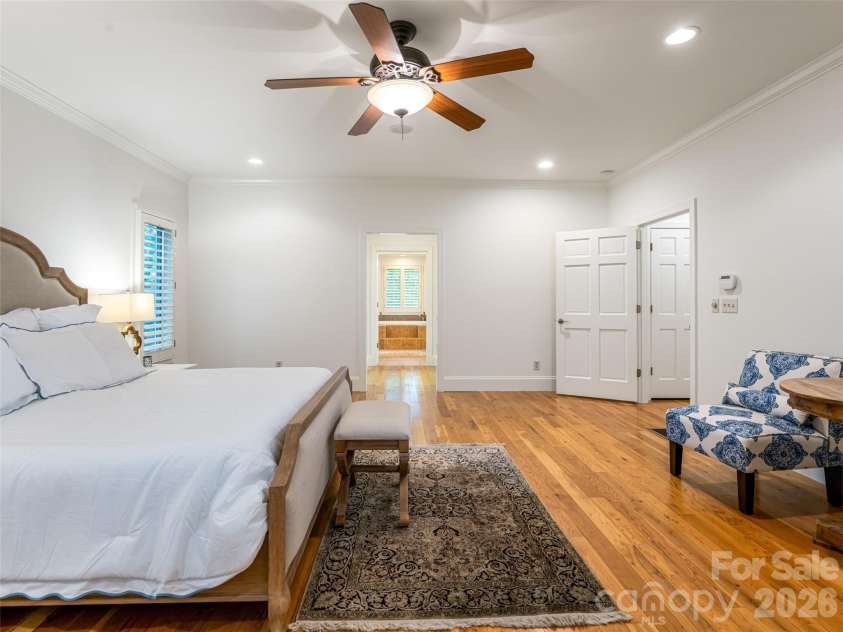 307 Braeside Court, Asheville, NC 28803.  MLS# CAR4379518, YatesRealty ID 30872. 