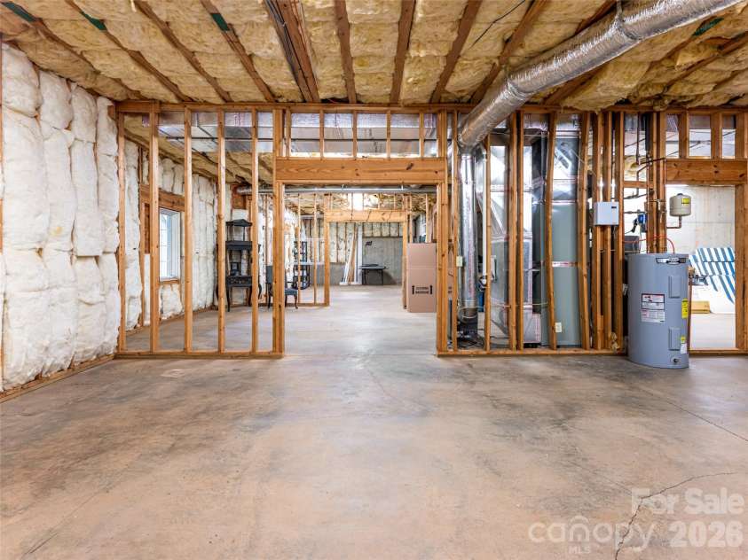 307 Braeside Court, Asheville, NC 28803.  MLS# CAR4379518, YatesRealty ID 30872. 