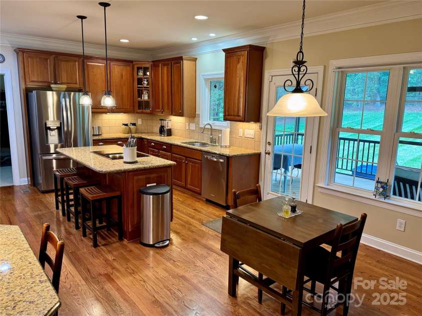 155 Huntfield Way, Mooresville, NC 28117.  MLS# CAR4277313, YatesRealty ID 30873. 