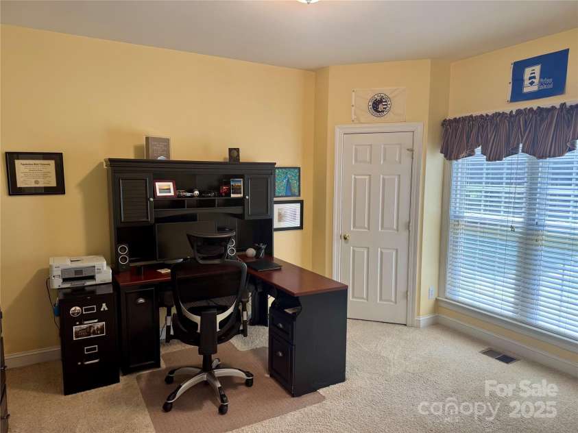 155 Huntfield Way, Mooresville, NC 28117.  MLS# CAR4277313, YatesRealty ID 30873. 