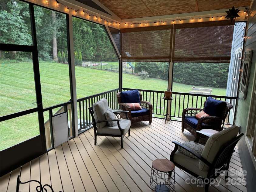 155 Huntfield Way, Mooresville, NC 28117.  MLS# CAR4277313, YatesRealty ID 30873. 
