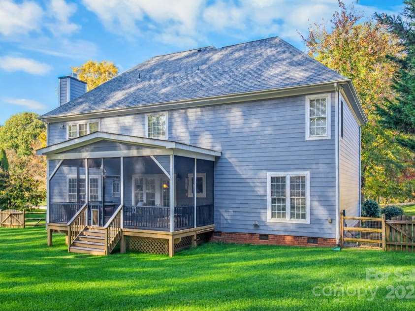 155 Huntfield Way, Mooresville, NC 28117.  MLS# CAR4332750, YatesRealty ID 30873. 