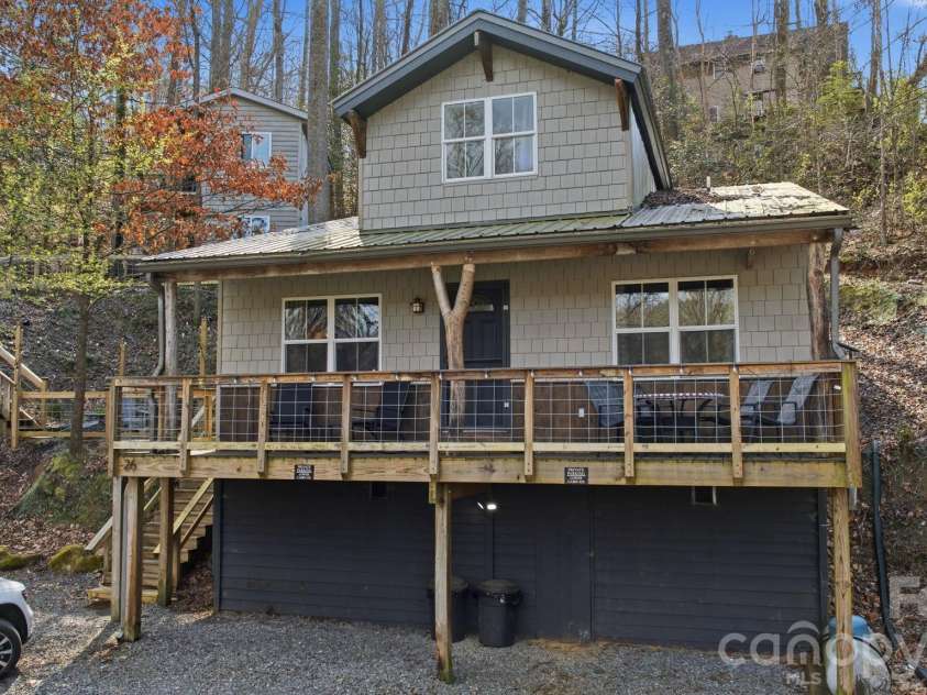 26/30 Yodelers Hollow, Bryson City, NC 28713.  MLS# CAR4378461, YatesRealty ID 30878. 