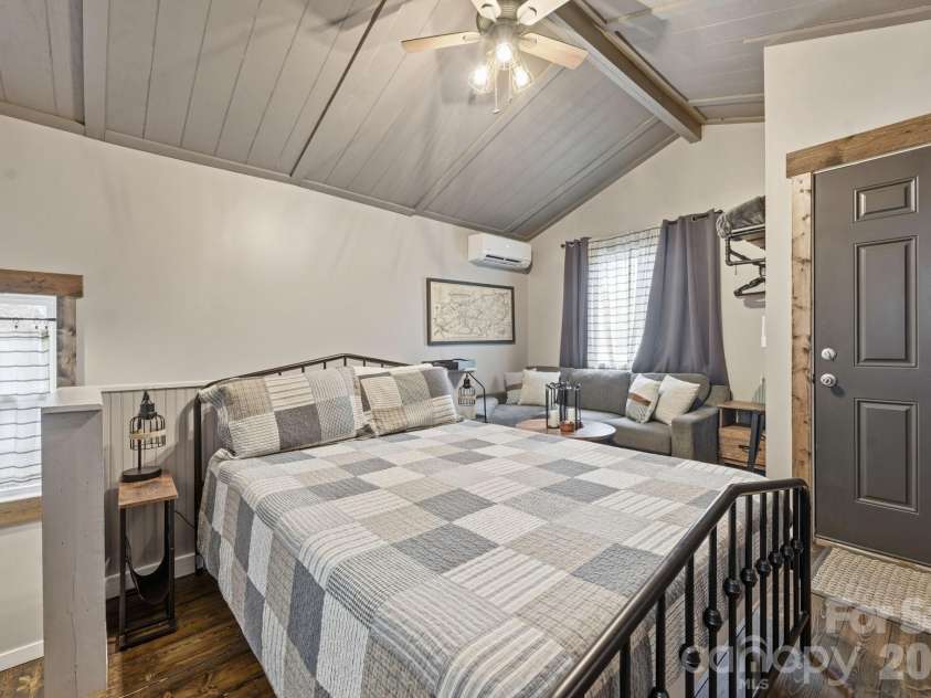 26/30 Yodelers Hollow, Bryson City, NC 28713.  MLS# CAR4378461, YatesRealty ID 30878. 