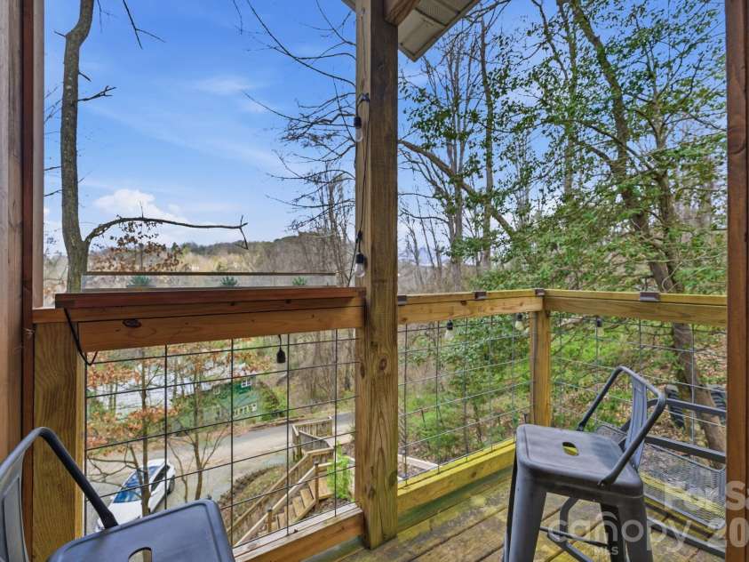 26/30 Yodelers Hollow, Bryson City, NC 28713.  MLS# CAR4378461, YatesRealty ID 30878. 