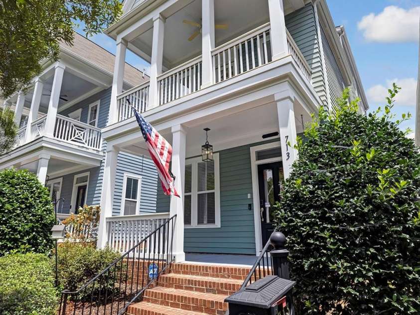 713 8th Street, Charlotte, NC 28202.  MLS# CAR4286060, YatesRealty ID 30879. 