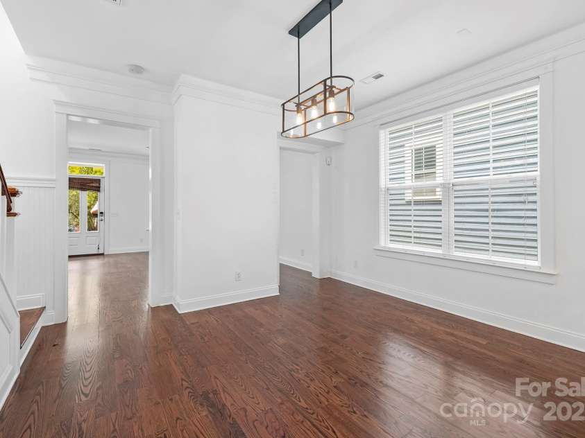 713 8th Street, Charlotte, NC 28202.  MLS# CAR4286060, YatesRealty ID 30879. 