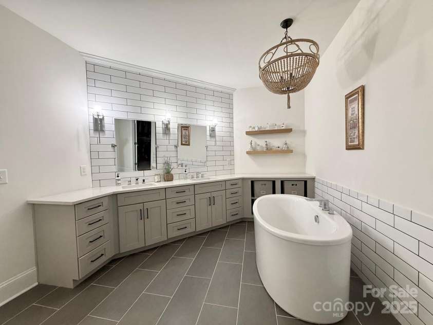 12508 Asbury Chapel Road, Huntersville, NC 28078.  MLS# CAR4228121, YatesRealty ID 3088. Primary Bathroom