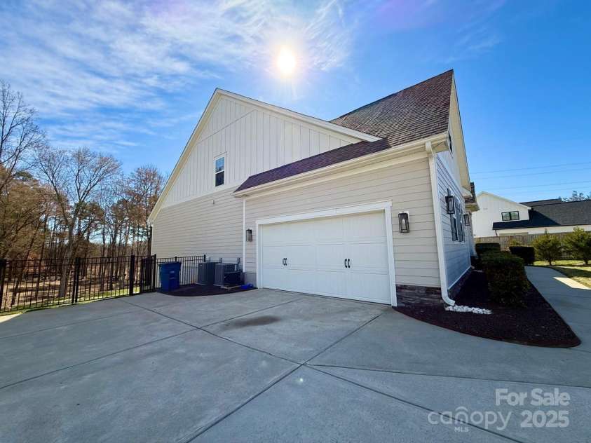 12508 Asbury Chapel Road, Huntersville, NC 28078.  MLS# CAR4228121, YatesRealty ID 3088. Side Loader