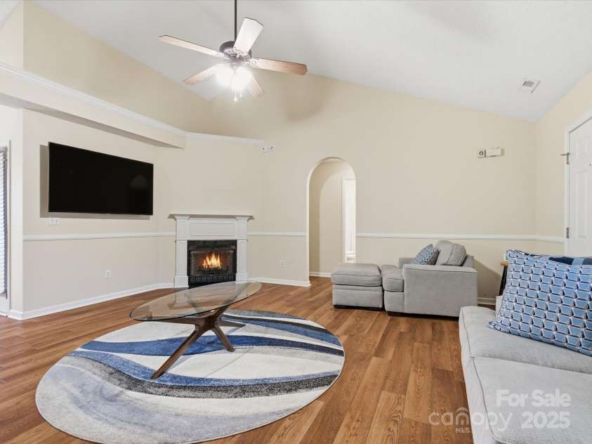 2098 Mallard Creek Drive, Rock Hill, SC 29732.  MLS# CAR4324561, YatesRealty ID 3088. Great Room