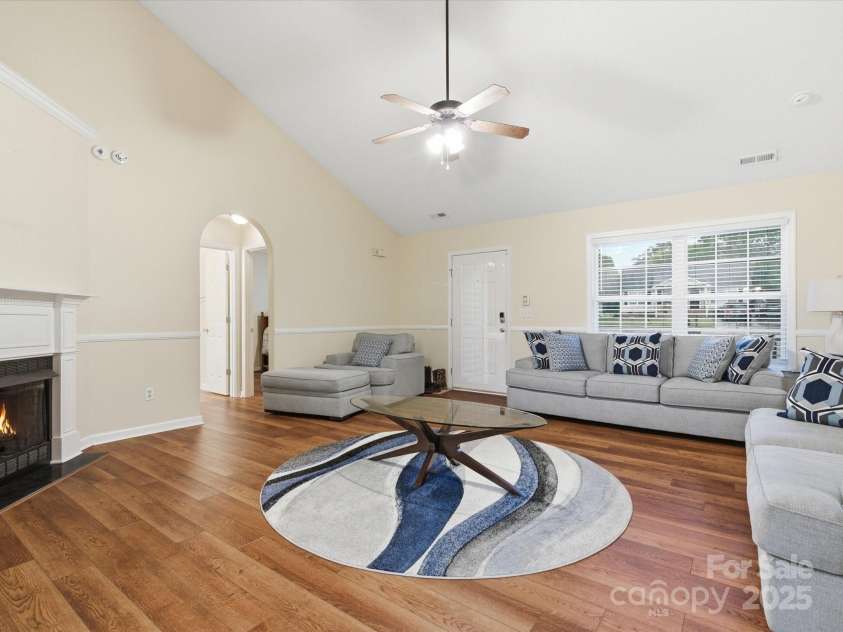 2098 Mallard Creek Drive, Rock Hill, SC 29732.  MLS# CAR4324561, YatesRealty ID 3088. Great Room