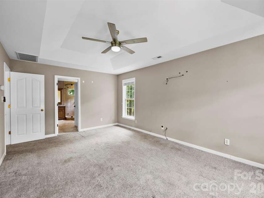 6520 Hollow Oak Drive, Mint Hill, NC 28227.  MLS# CAR4374916, YatesRealty ID 30880. 