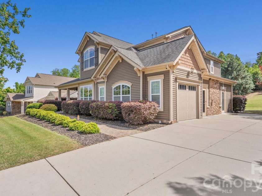 3516 Sandy Trail, Fort Mill, SC 29707.  MLS# CAR4382680, YatesRealty ID 30881. 