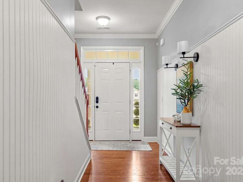 395 Lone Tree Lane, Clover, SC 29710.  MLS# CAR4288295, YatesRealty ID 30882. Front Door Inside