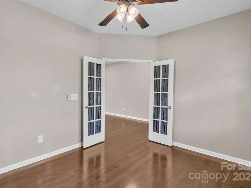 1349 Bridgeford Drive, Huntersville, NC 28078.  MLS# CAR4268458, YatesRealty ID 30883. 