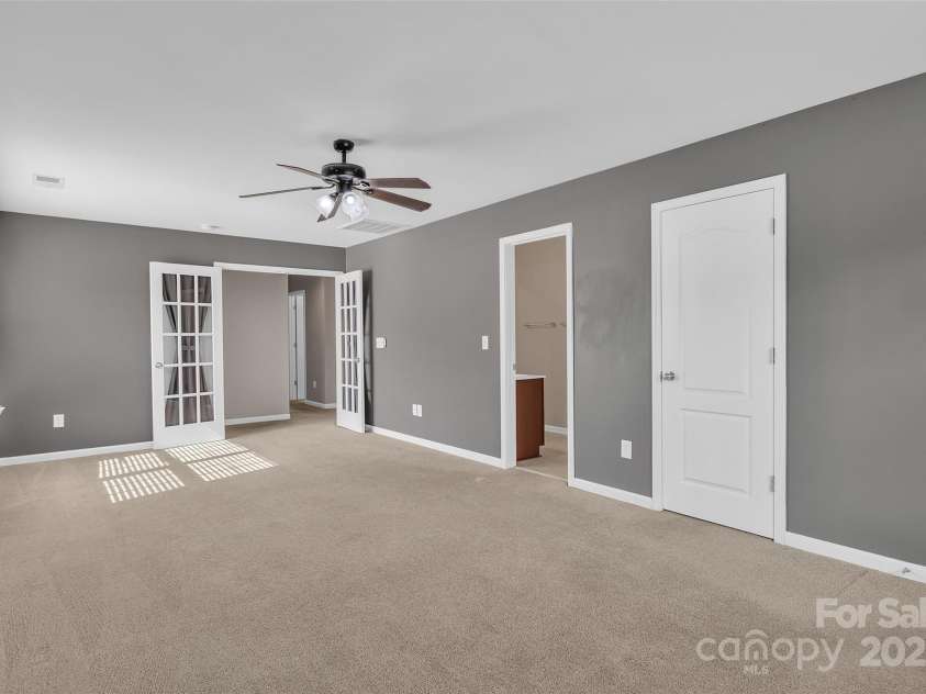 1349 Bridgeford Drive, Huntersville, NC 28078.  MLS# CAR4268458, YatesRealty ID 30883. 