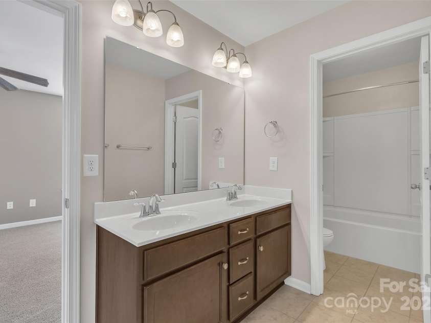 1349 Bridgeford Drive, Huntersville, NC 28078.  MLS# CAR4268458, YatesRealty ID 30883. 