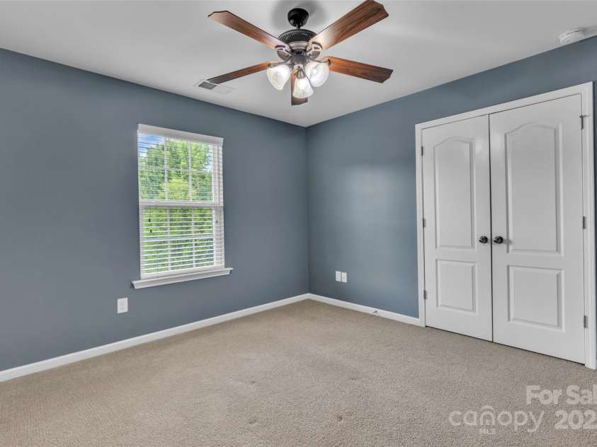 1349 Bridgeford Drive, Huntersville, NC 28078.  MLS# CAR4268458, YatesRealty ID 30883. 