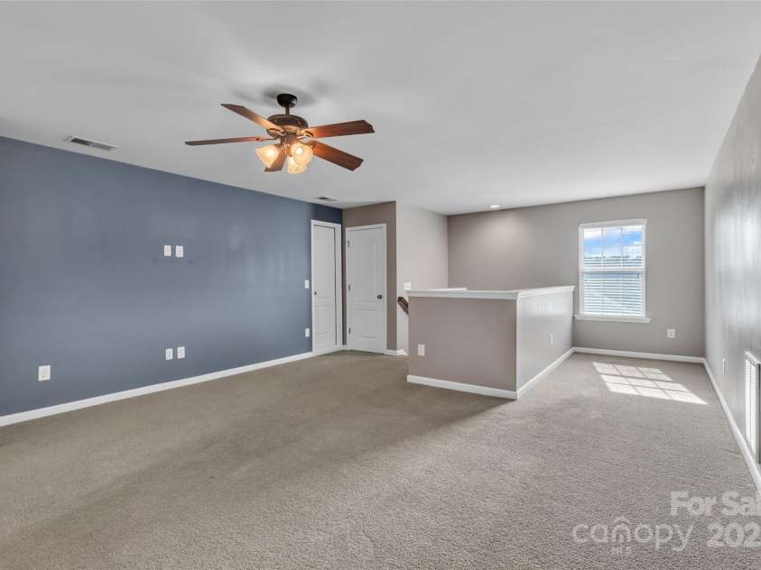 1349 Bridgeford Drive, Huntersville, NC 28078.  MLS# CAR4268458, YatesRealty ID 30883. 