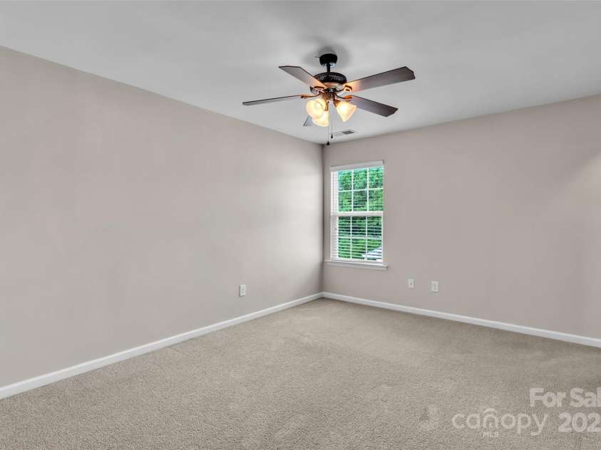 1349 Bridgeford Drive, Huntersville, NC 28078.  MLS# CAR4268458, YatesRealty ID 30883. 