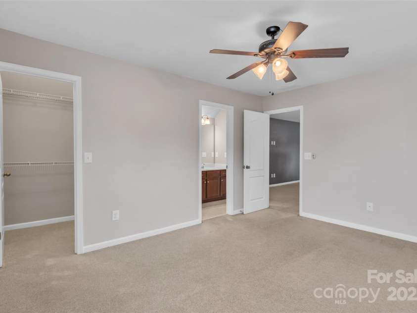1349 Bridgeford Drive, Huntersville, NC 28078.  MLS# CAR4268458, YatesRealty ID 30883. 