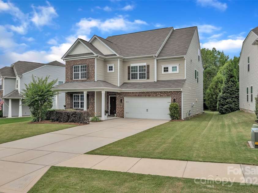 1349 Bridgeford Drive, Huntersville, NC 28078.  MLS# CAR4268458, YatesRealty ID 30883. 