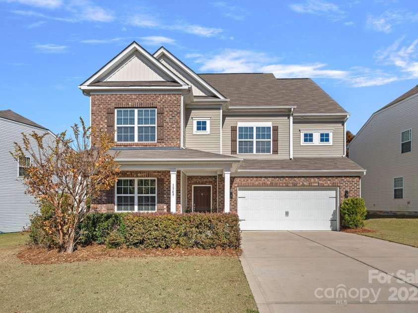 1349 Bridgeford Drive, Huntersville, NC 28078.  MLS# CAR4320318, YatesRealty ID 30883. 1349 Bridgeford Dr