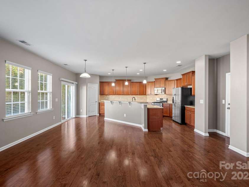 1349 Bridgeford Drive, Huntersville, NC 28078.  MLS# CAR4320318, YatesRealty ID 30883. Great Room Looking into Kitchen