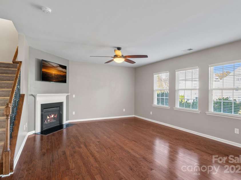 1349 Bridgeford Drive, Huntersville, NC 28078.  MLS# CAR4320318, YatesRealty ID 30883. Great room with Gas Fireplace