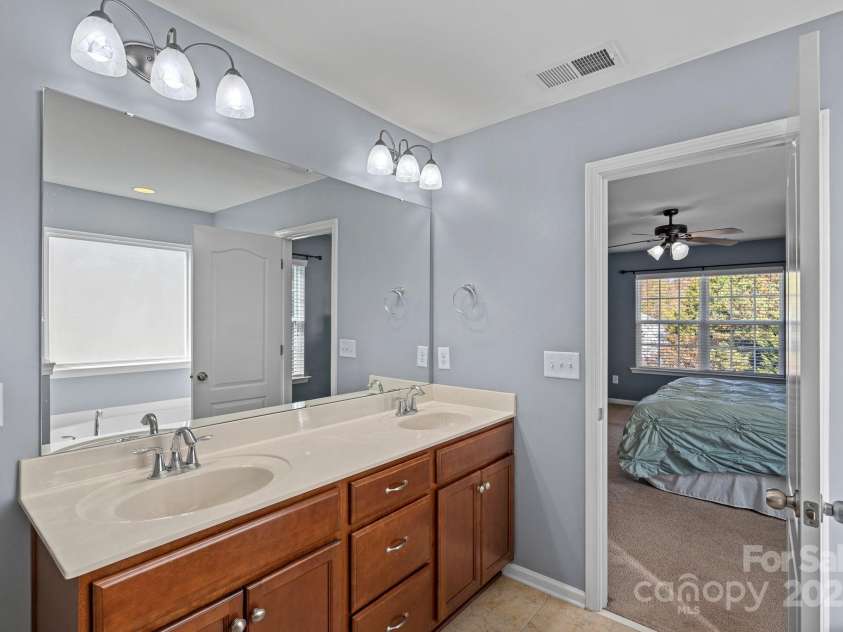 1349 Bridgeford Drive, Huntersville, NC 28078.  MLS# CAR4320318, YatesRealty ID 30883. Primary Bathroom