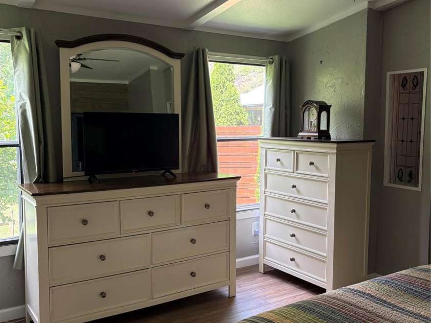 729 Don Felmet Road, Marshall, NC 28753.  MLS# CAR4386239, YatesRealty ID 30883. Primary Bedroom