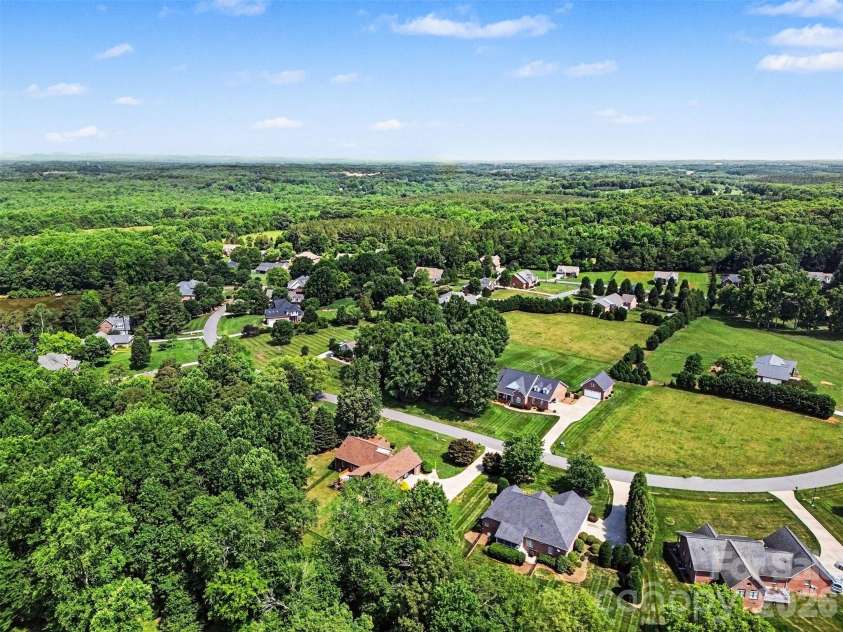 149 Howard Pond Loop, Statesville, NC 28625.  MLS# CAR4364523, YatesRealty ID 30884. 