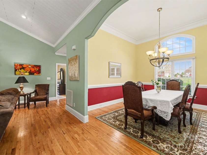 149 Howard Pond Loop, Statesville, NC 28625.  MLS# CAR4364523, YatesRealty ID 30884. Formal dining room